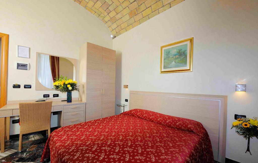 רומא Hotel Campidoglio מראה חיצוני תמונה