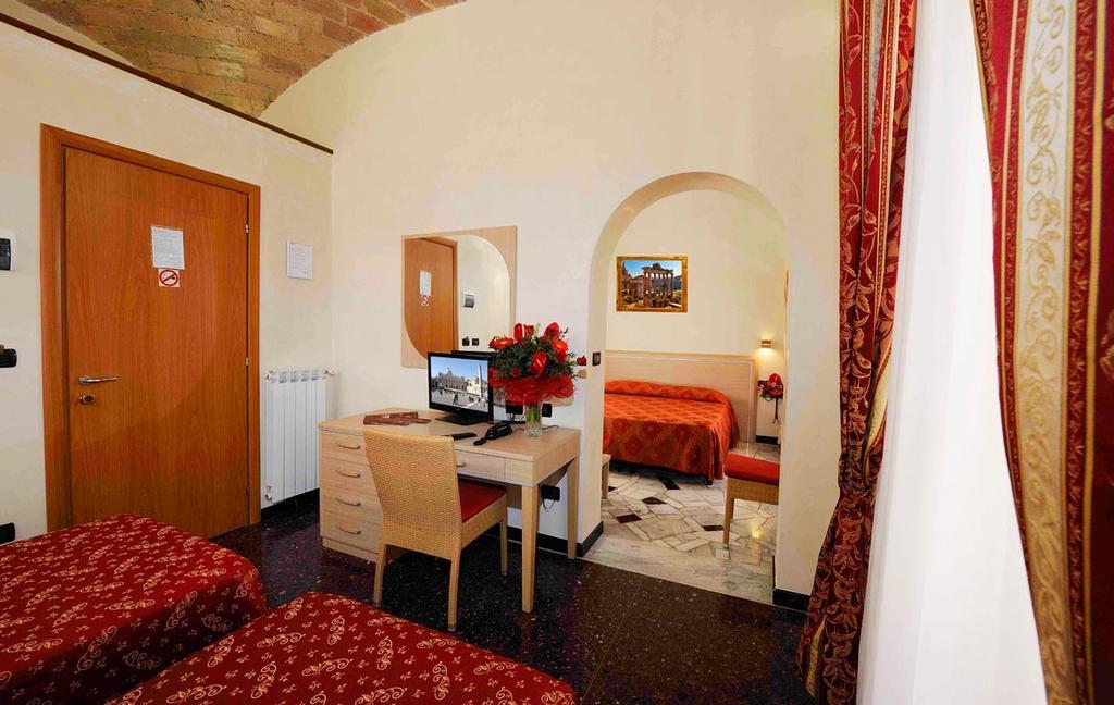 רומא Hotel Campidoglio מראה חיצוני תמונה